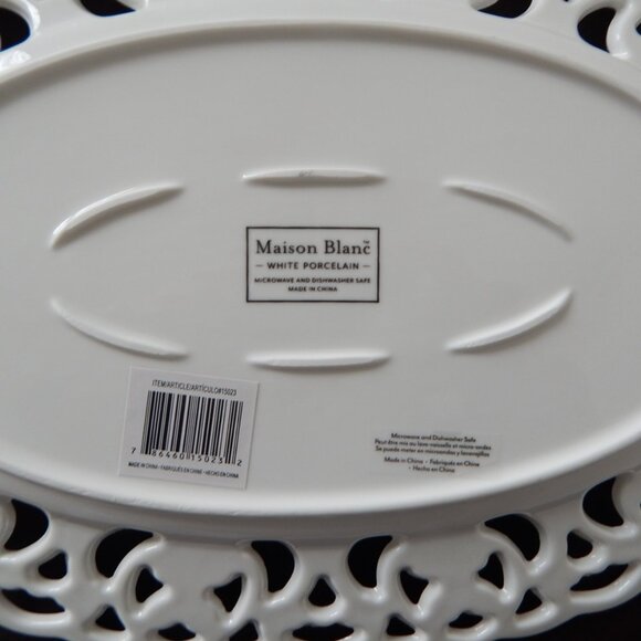 MAISON BLANC White Porcelain Cut Out Hearts Serving Oval Tray Platter 14x9.5 NWT - Picture 6 of 11